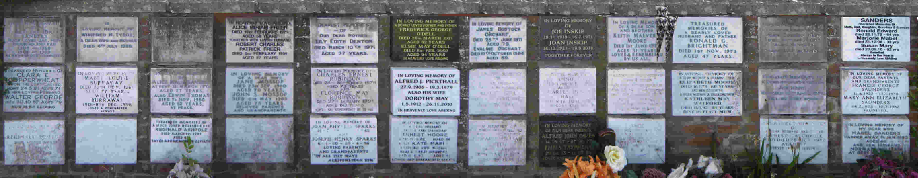 Memorial plaques, Wootton, Bedford