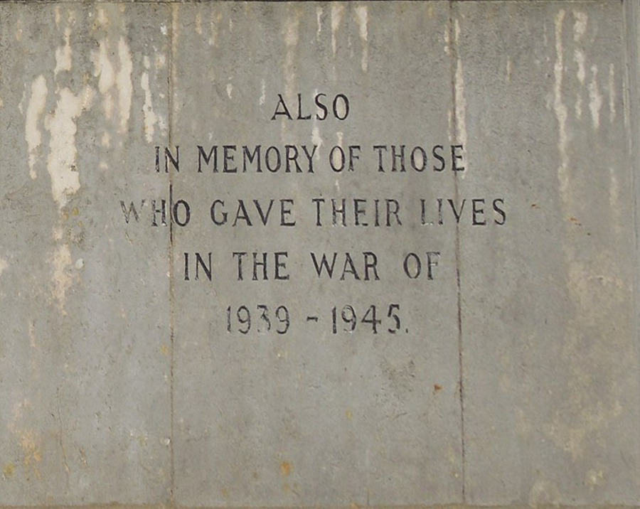 Inscription WW II